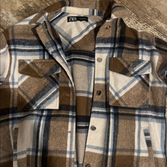 Zara Plaid Shacket - Picture 2 of 3